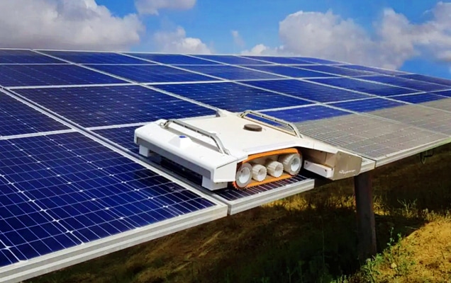 Commercial Solar Panel Cleaning